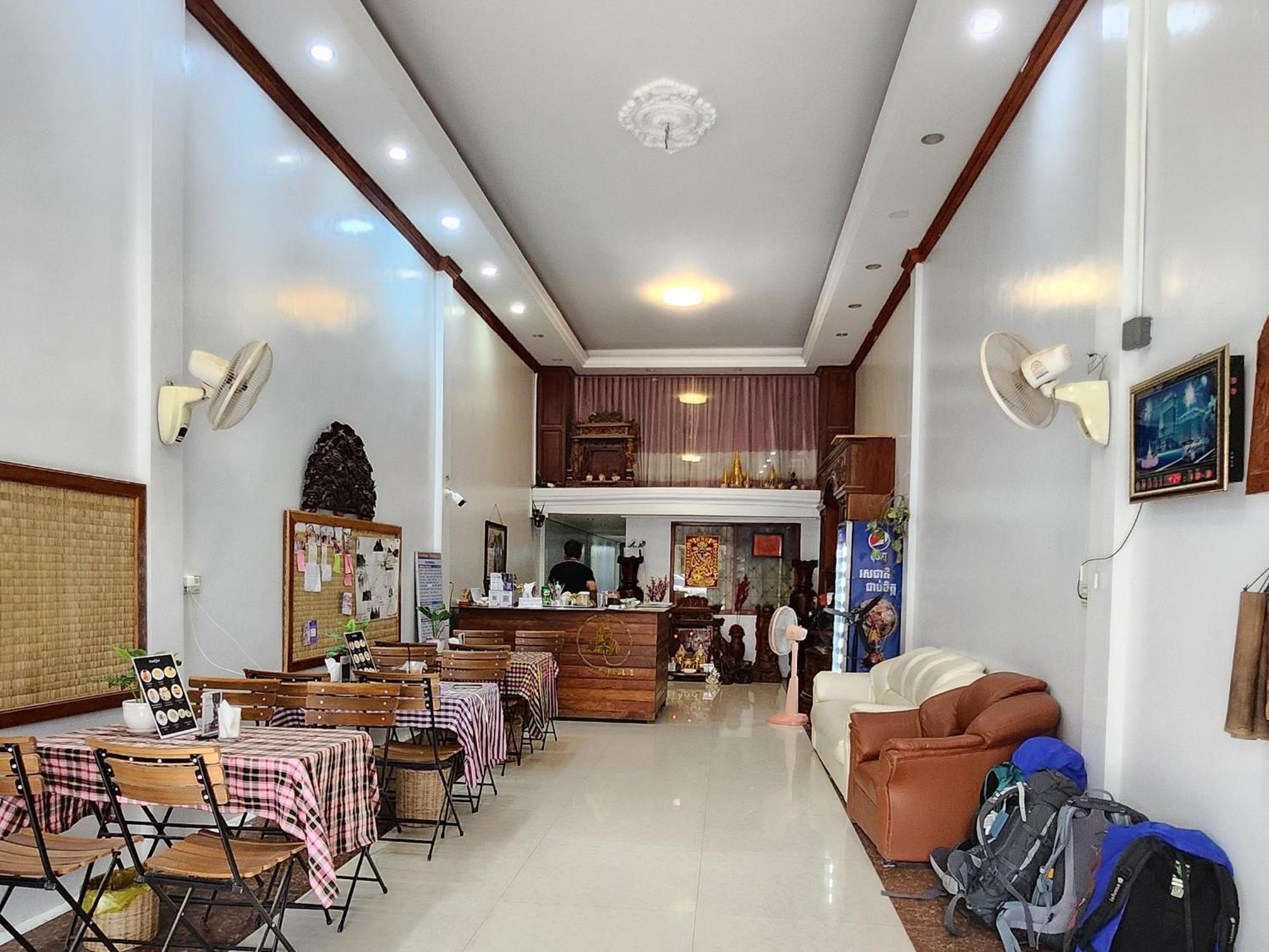 The Blue Guest House Battambang Exteriér fotografie