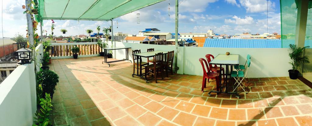 The Blue Guest House Battambang Exteriér fotografie